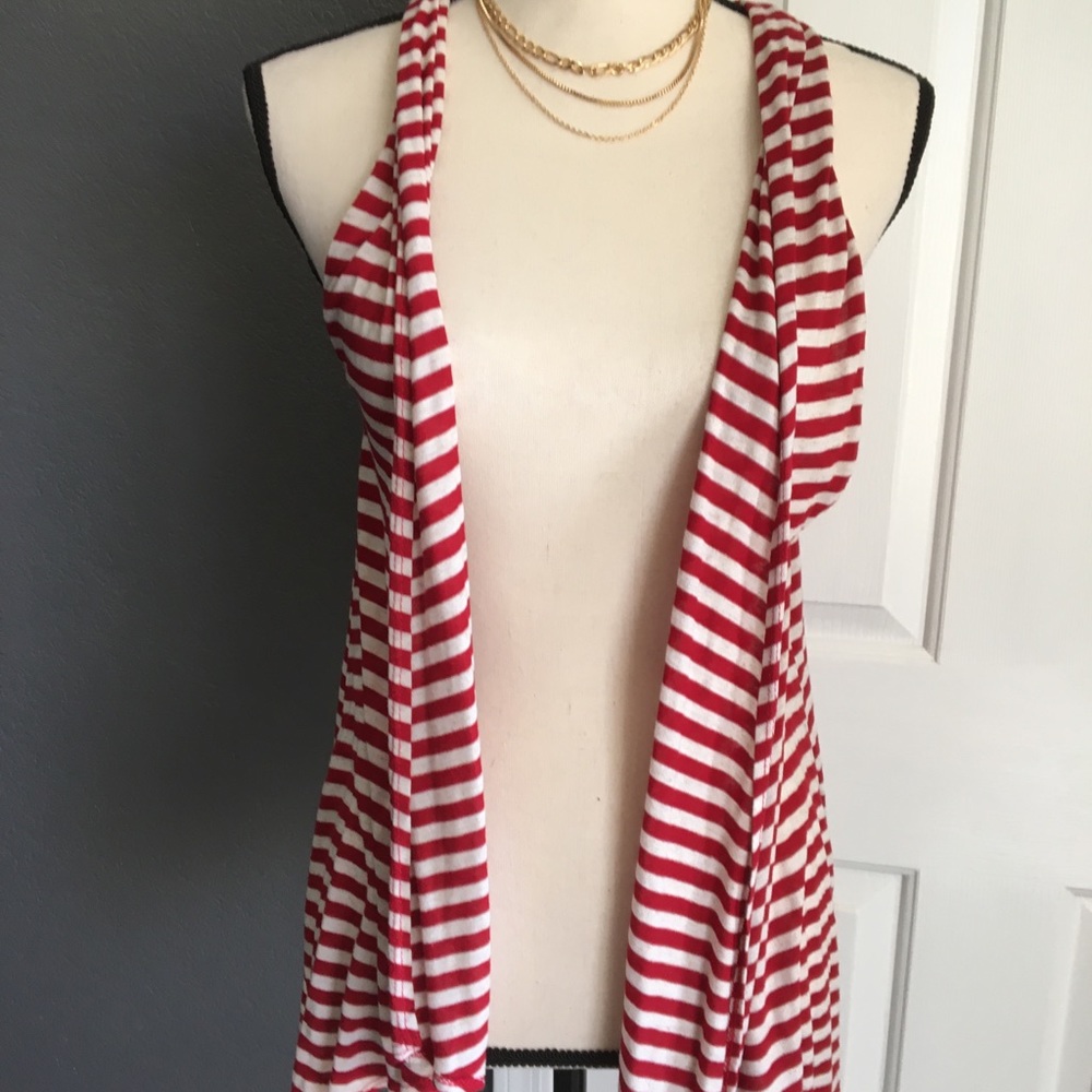 Women’s red and white striped wrap